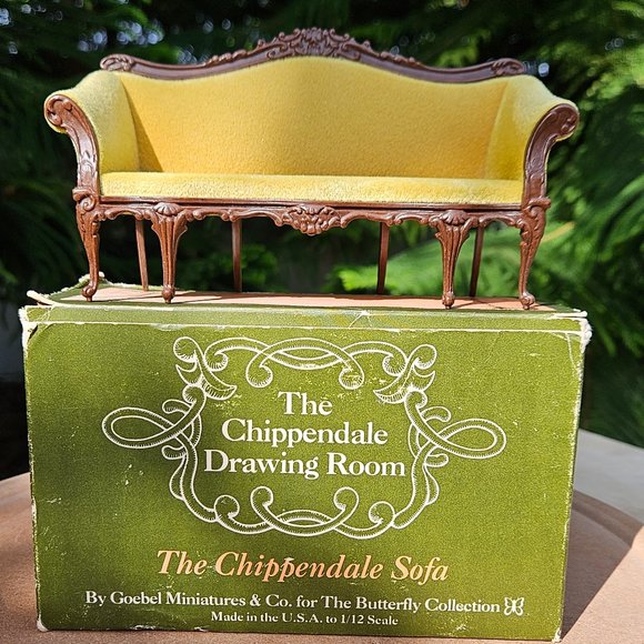 Chippendale Goebel Sofa Dollhouse Miniature 1:12 Scale - Picture 2 of 12